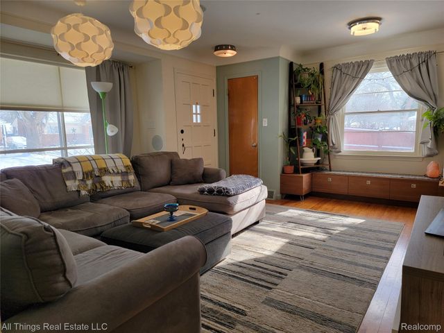 15827 Denby, Redford Charter Township, MI 48239