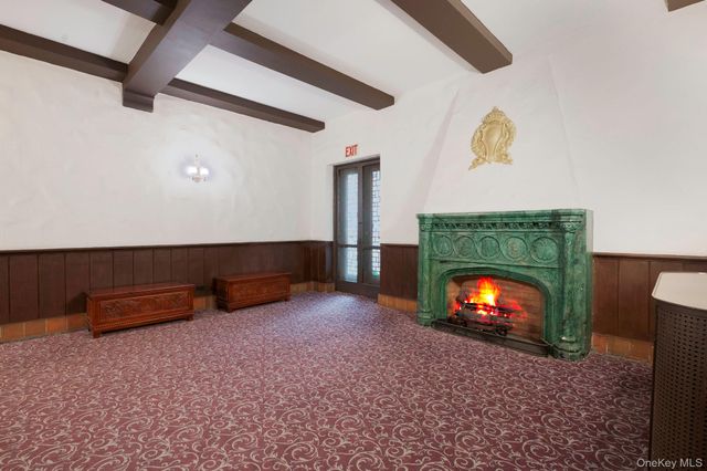 109-14 Ascan Avenue 4B, Forest Hills, NY 11375