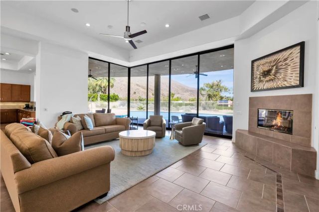 542 Bella Cara, Palm Springs, CA 92264