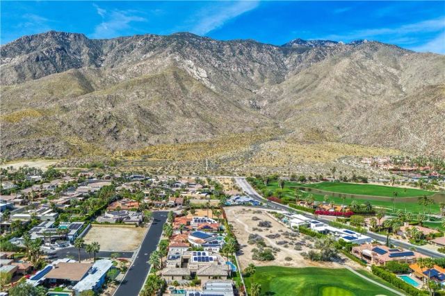 542 Bella Cara, Palm Springs, CA 92264