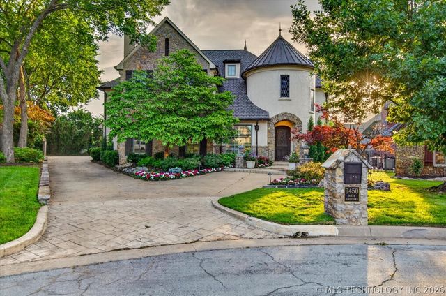 9450 S Jamestown Avenue, Tulsa, OK 74137