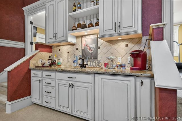 9450 S Jamestown Avenue, Tulsa, OK 74137