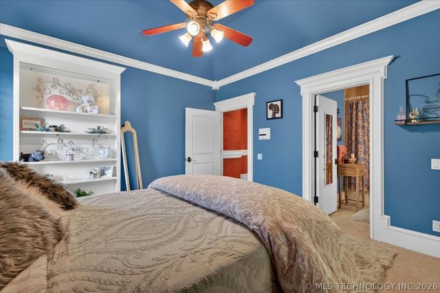9450 S Jamestown Avenue, Tulsa, OK 74137
