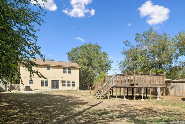 2822 Lou St, San Antonio, TX 78222