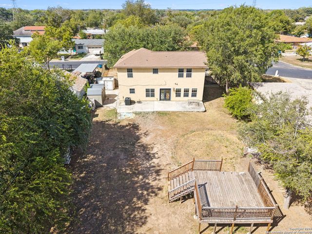 2822 Lou St, San Antonio, TX 78222