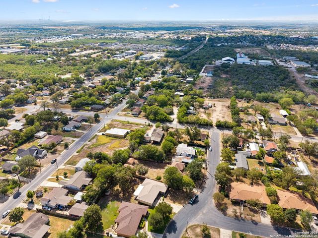 2822 Lou St, San Antonio, TX 78222