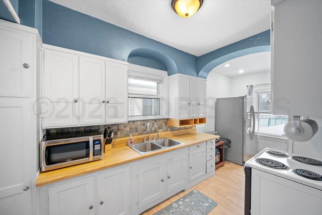 1829 Meadowlark Avenue, Toledo, OH 43614