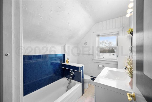 1829 Meadowlark Avenue, Toledo, OH 43614