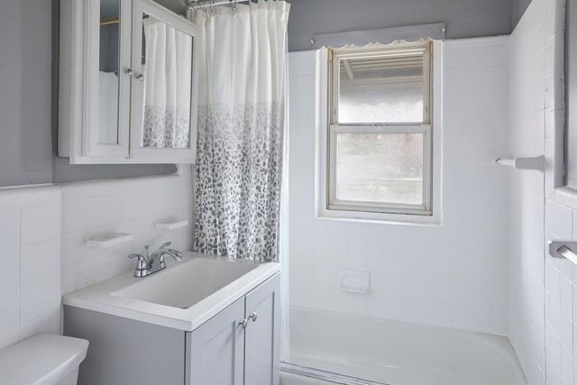1042 Virginia Avenue, Bronx, NY 10472