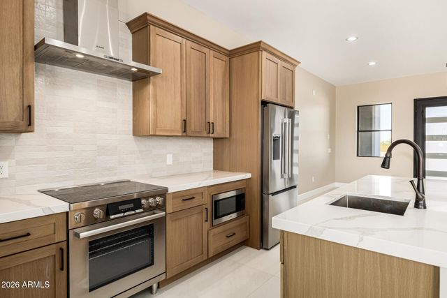 8321 N Wild Thistle Place, Casa Grande, AZ 85194