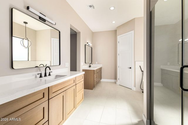 8321 N Wild Thistle Place, Casa Grande, AZ 85194