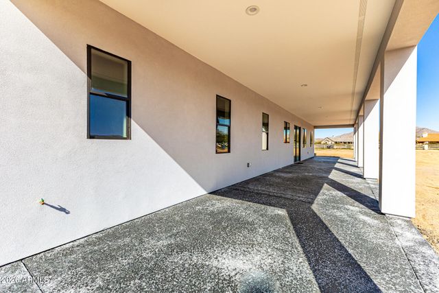 8321 N Wild Thistle Place, Casa Grande, AZ 85194