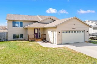 495 STEALTH LN, Box Elder, SD 57719