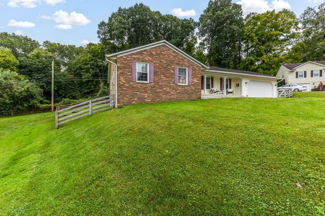 154 Alameda Court, Lancaster, OH 43130