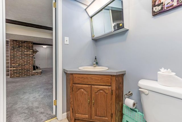 154 Alameda Court, Lancaster, OH 43130