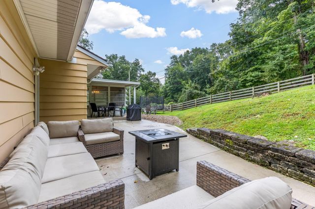 154 Alameda Court, Lancaster, OH 43130