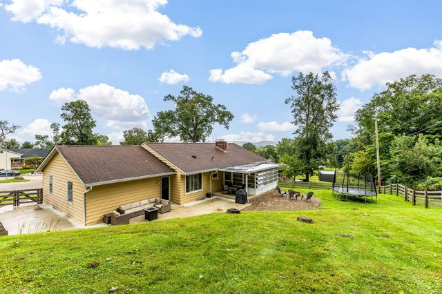 154 Alameda Court, Lancaster, OH 43130