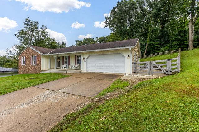 154 Alameda Court, Lancaster, OH 43130