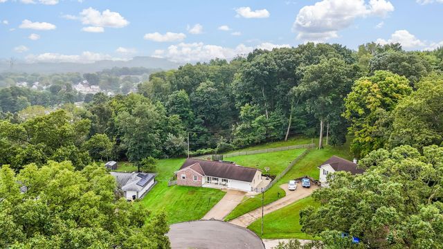 154 Alameda Court, Lancaster, OH 43130