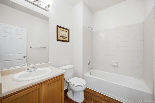 15700 E Jamison Drive 305, Englewood, CO 80112