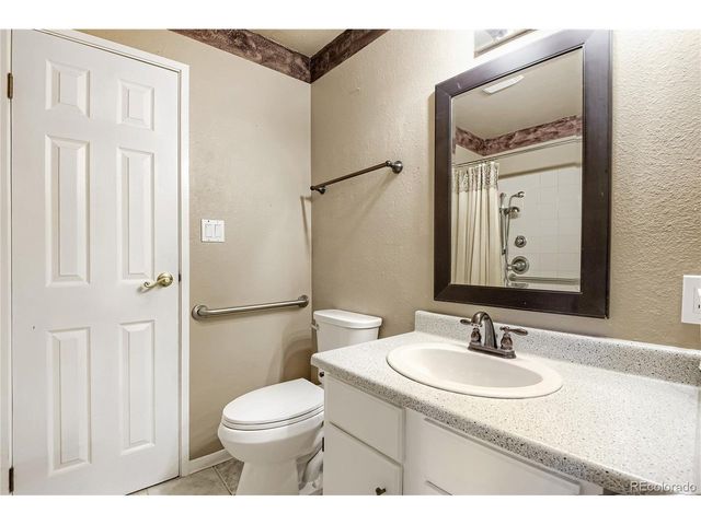 7755 E Quincy Ave 201A1, Denver, CO 80237