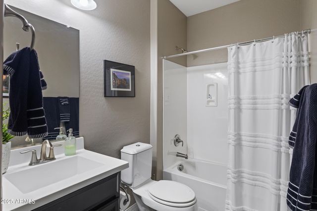 41574 W SUMMER WIND Way, Maricopa, AZ 85138