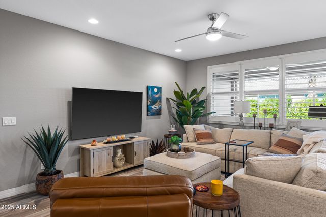 41574 W SUMMER WIND Way, Maricopa, AZ 85138