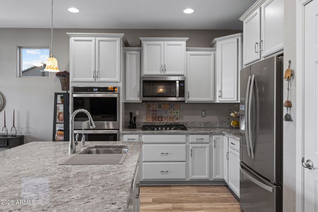 41574 W SUMMER WIND Way, Maricopa, AZ 85138