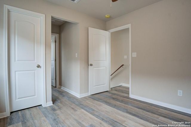 121 Lawton St, San Antonio, TX 78237