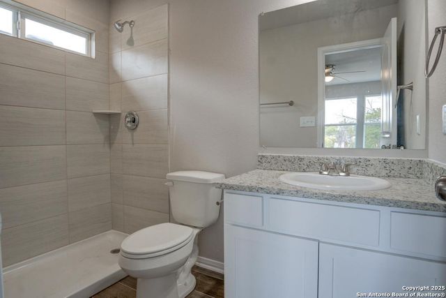 121 Lawton St, San Antonio, TX 78237