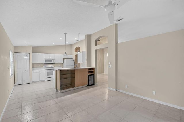 9840 Arbor View Drive S, Boynton Beach, FL 33437
