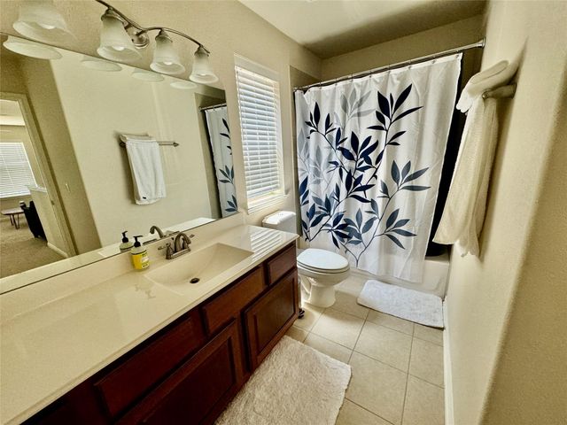 5904 Baythorne DR, Austin, TX 78747