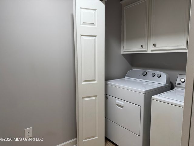 517 Roxbury Place, Florence, MS 39073