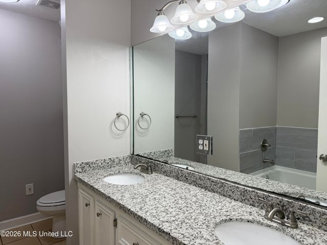 517 Roxbury Place, Florence, MS 39073