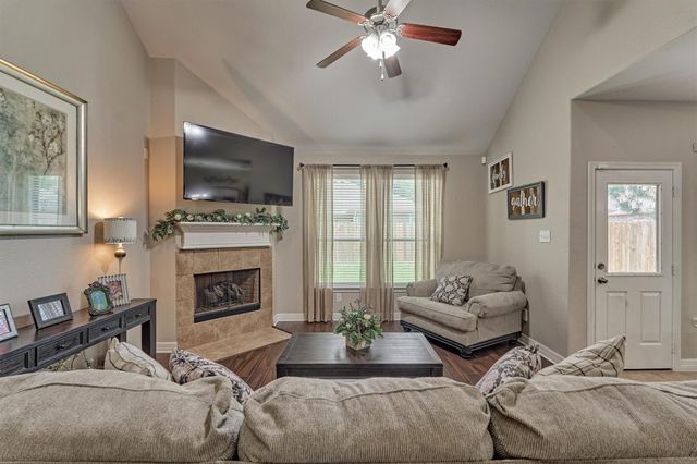 7222 Durango Creek Drive, Magnolia, TX 77354