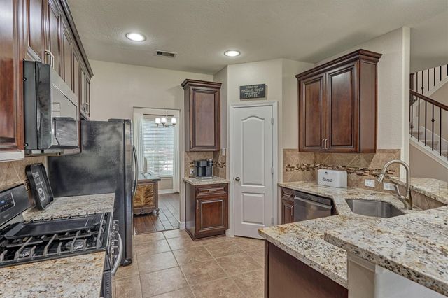 7222 Durango Creek Drive, Magnolia, TX 77354