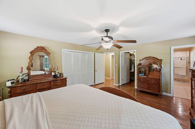 4536 Brooksie Thompson Rd, Decaturville, TN 38329