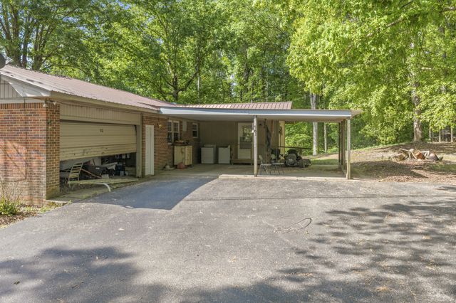 4536 Brooksie Thompson Rd, Decaturville, TN 38329