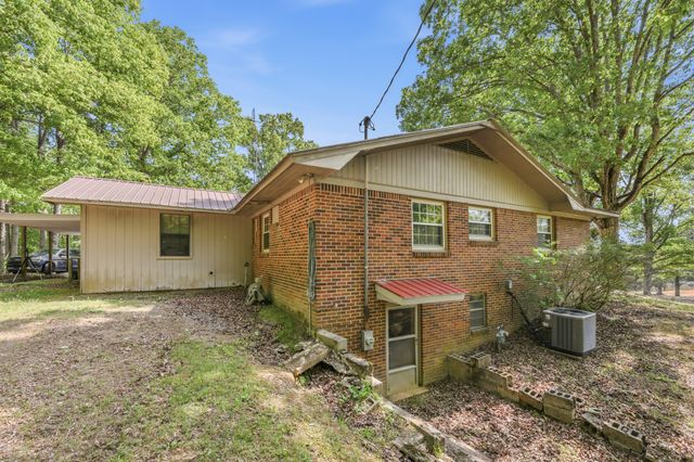 4536 Brooksie Thompson Rd, Decaturville, TN 38329