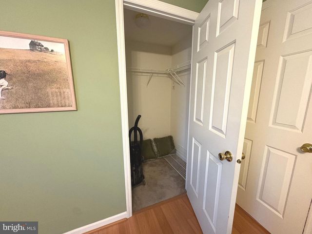 30 FORT LEE DR, Manahawkin, NJ 08050