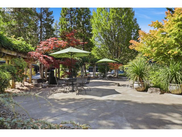 16250 PACIFIC Hwy 45, Lake Oswego, OR 97034