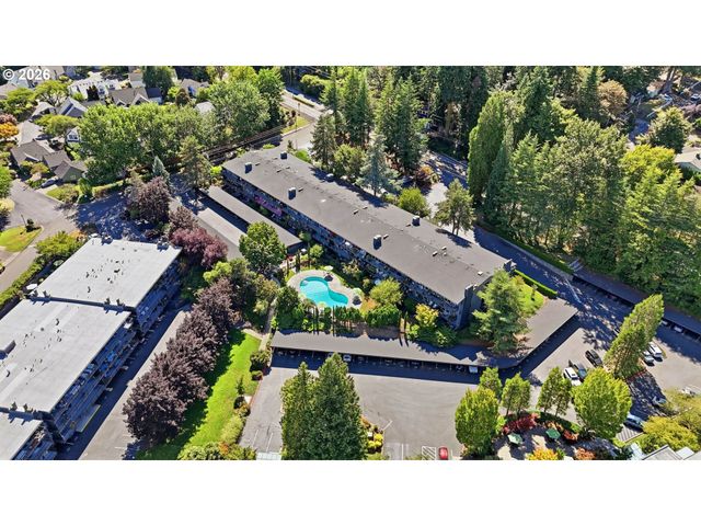 16250 PACIFIC Hwy 45, Lake Oswego, OR 97034