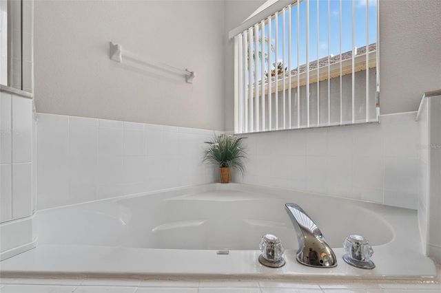 134 MINNIEHAHA CIRCLE, Haines City, FL 33844