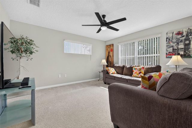 134 MINNIEHAHA CIRCLE, Haines City, FL 33844