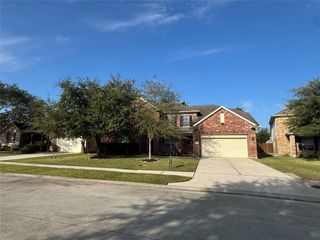 4004 Beacon Pointe Lane, Dickinson, TX 77539