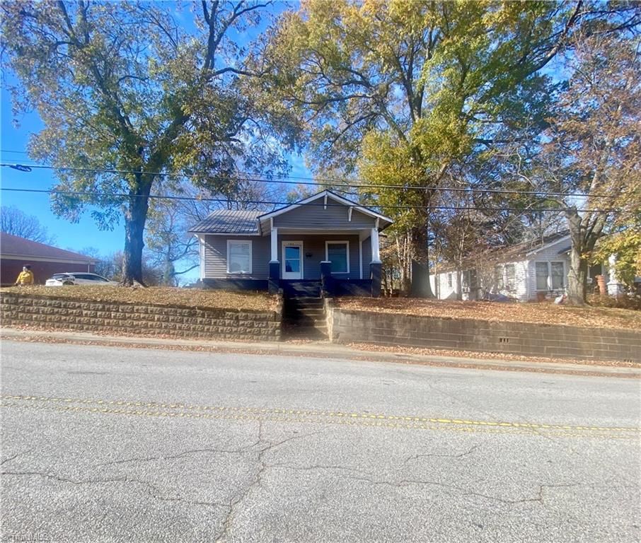 304 Salem Street, Lexington, NC 27292