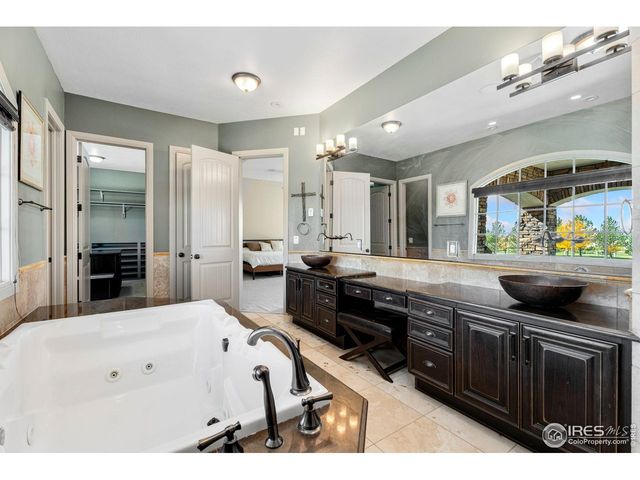 27132 Coyote Ridge Ln, Johnstown, CO 80534