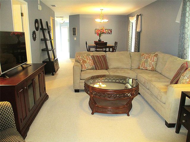 5040 LIVE OAK CIRCLE 93, Bradenton, FL 34207