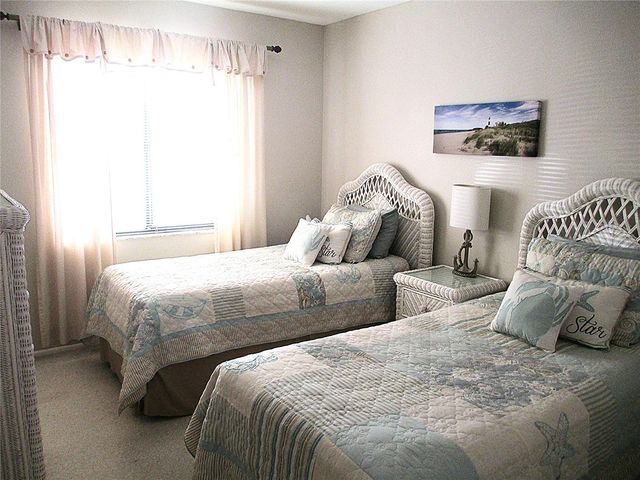 5040 LIVE OAK CIRCLE 93, Bradenton, FL 34207