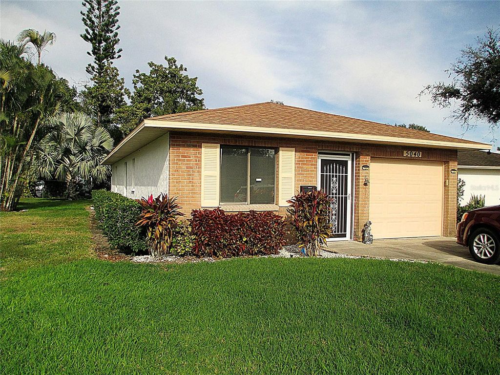 5040 LIVE OAK CIRCLE 93, Bradenton, FL 34207